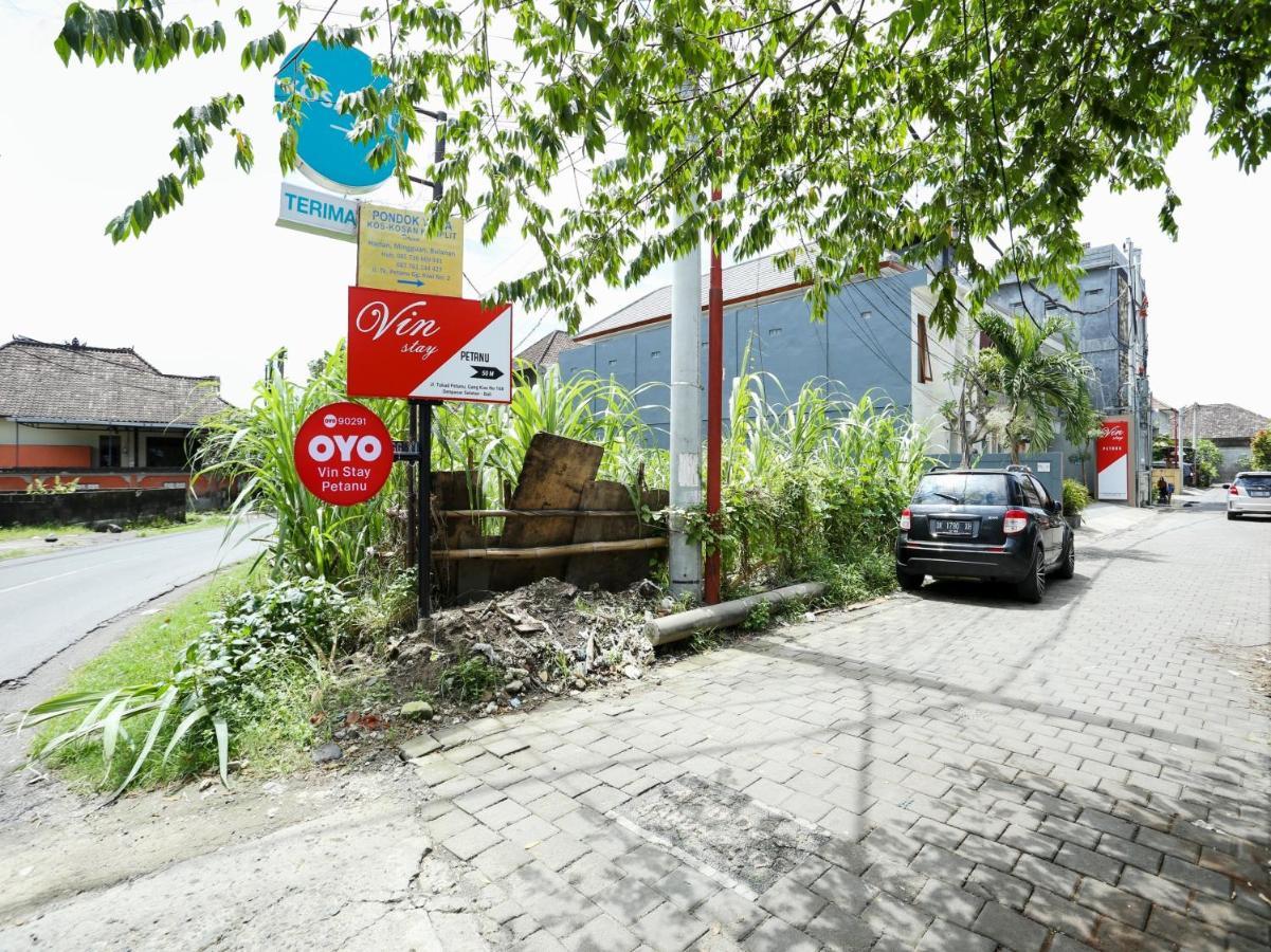 Super Oyo Capital O 90291 Vin Stay Petanu Pesanggaran Exterior photo