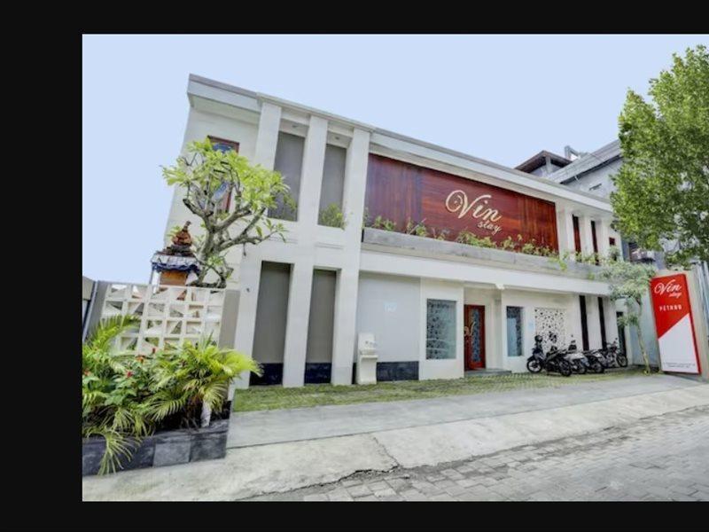 Super Oyo Capital O 90291 Vin Stay Petanu Pesanggaran Exterior photo